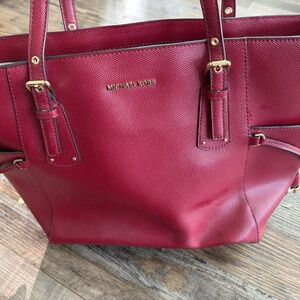 Michael kors travel tote
